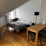 Apartamento Modern Next To Old Town